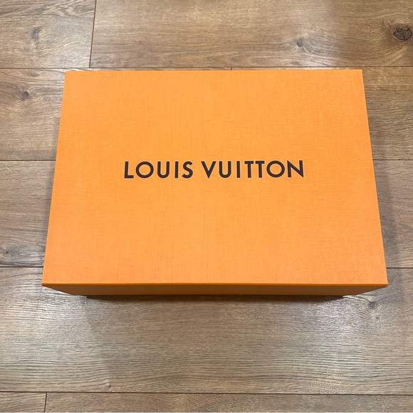 Louis Vuitton Pochette Metis handbag in turtle dove - Comes with box and dustbag - Picture 14 of 15